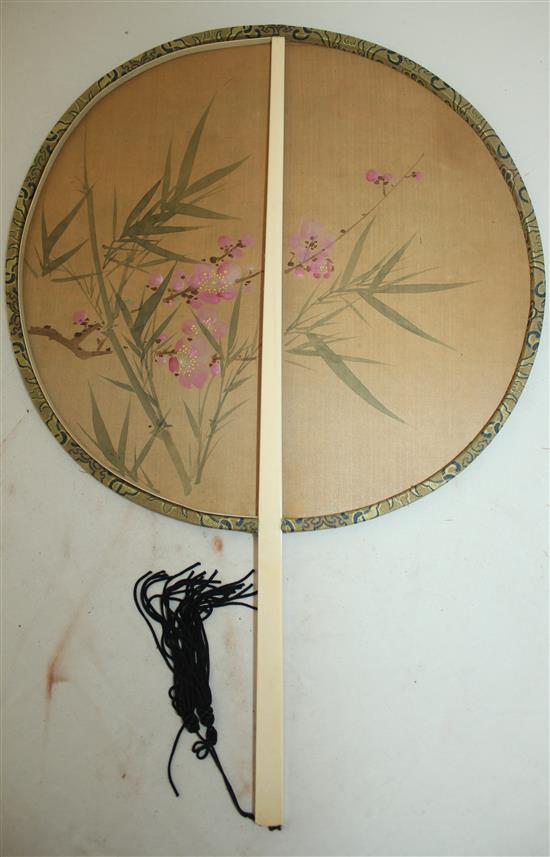 A Chinese painted silk and ivory fan, early 20th century, 42.5cm
